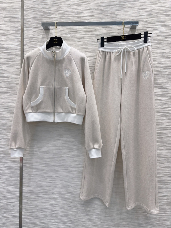 シャネル服 CHANEL 2026新作 スーツ