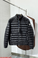 モンクレール服 MONCLER 2026新作 ダウンジャケット