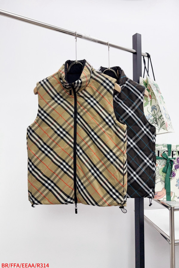 バーバリー服 BURBERRY 2026新作 ベスト