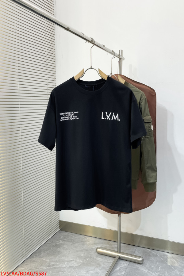 ルイヴィトン服 LOUIS VUITTON 2026新作 Tシャツ