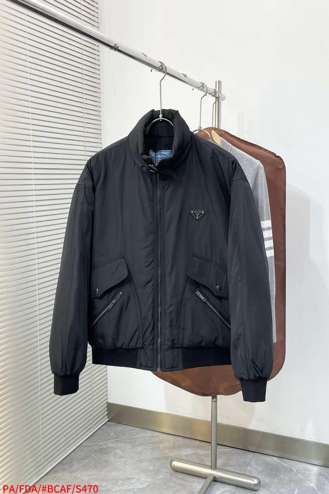 プラダ服 PRADA 2026新作 綿入れ