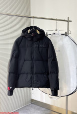 モンクレール服 MONCLER 2026新作 ダウンジャケット