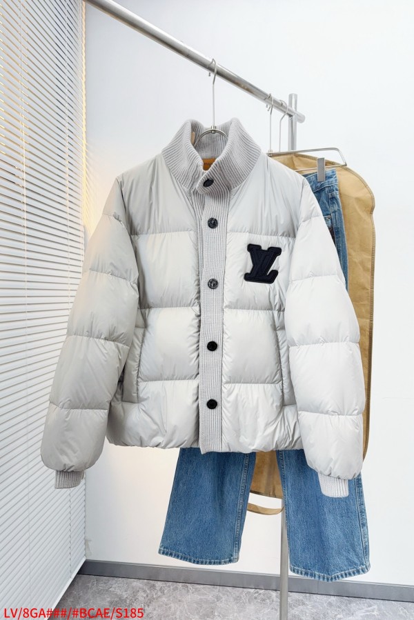 ルイヴィトン服 LOUIS VUITTON 2026新作 ダウンジャケット