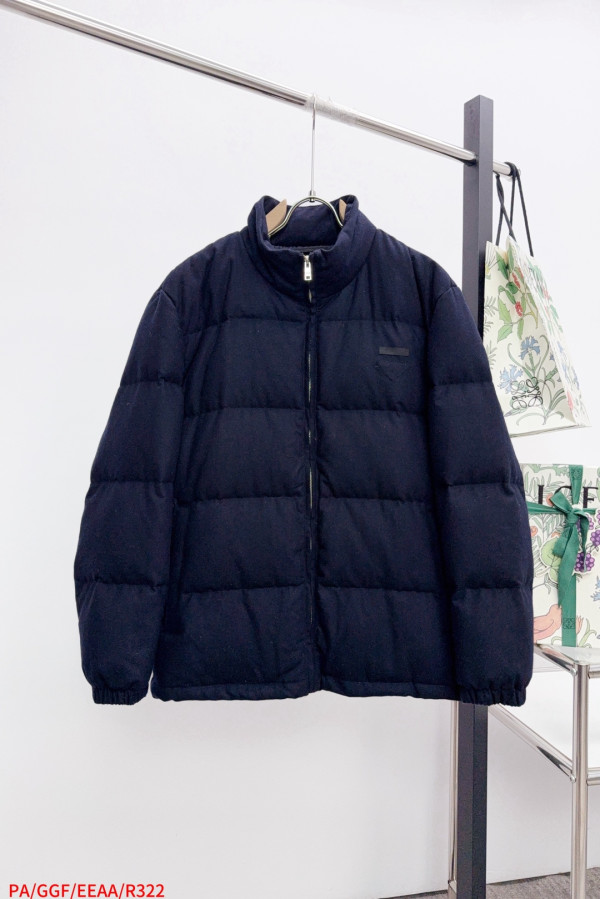 プラダ服 PRADA 2026新作 ダウンジャケット