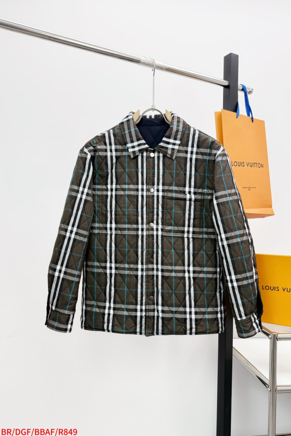 バーバリー服 BURBERRY 2026新作 ダウンジャケット