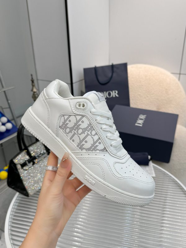 ディオール靴 DIOR 2026新作 スニーカー