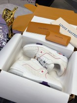 ルイヴィトン靴 LOUIS VUITTON 2026新作 スニーカー