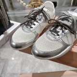 ミュウミュウ靴 Miu Miu 2026新作 トレーナーシューズ