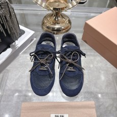 ミュウミュウ靴 Miu Miu 2026新作 トレーナーシューズ
