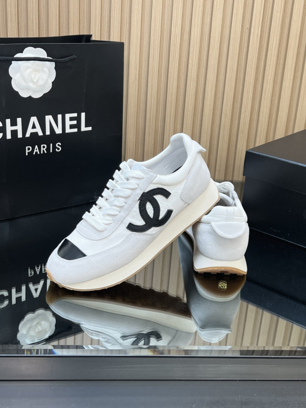シャネル靴 CHANEL 2026新作 スニーカー