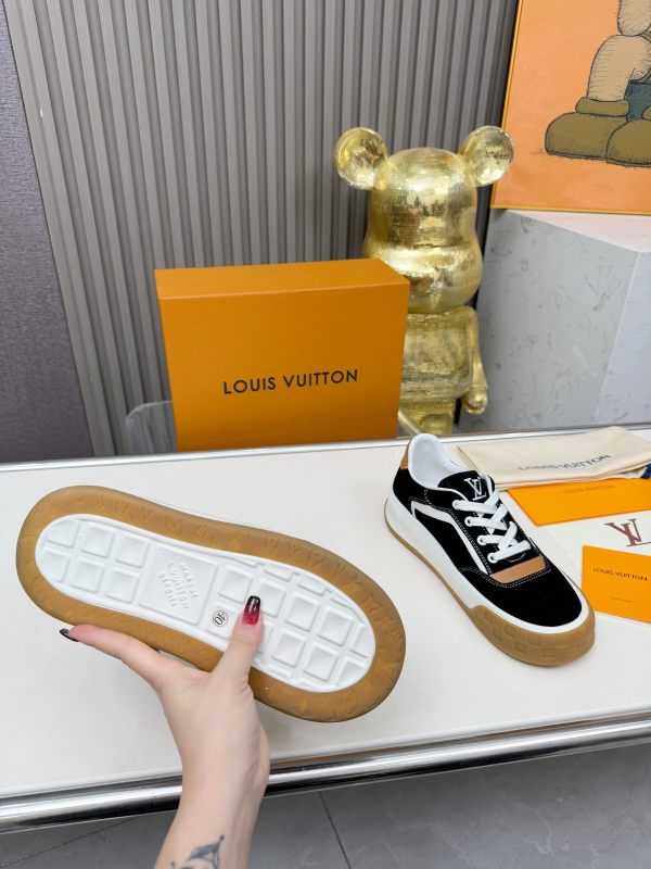 ルイヴィトン靴 LOUIS VUITTON 2026新作 スニーカー