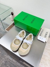 ボッテガヴェネタ靴 BOTTEGA VENETA 2026新作 スニーカー