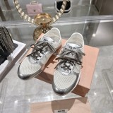 ミュウミュウ靴 Miu Miu 2026新作 トレーナーシューズ