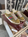 グッチ靴 GUCCI 2026新作 カジュアルシューズ