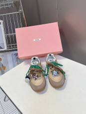 ミュウミュウ靴 Miu Miu 2026新作 スニーカー