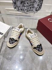 グッチ靴 GUCCI 2026新作 カジュアルシューズ