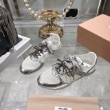 ミュウミュウ靴 Miu Miu 2026新作 トレーナーシューズ