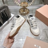 ミュウミュウ靴 Miu Miu 2026新作 スニーカー