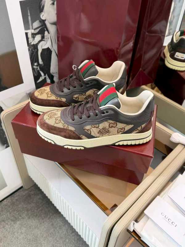 グッチ靴 GUCCI 2026新作 カジュアルシューズ