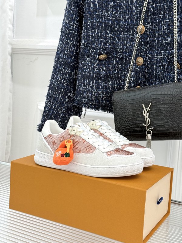 ルイヴィトン靴 LOUIS VUITTON 2026新作 スニーカー
