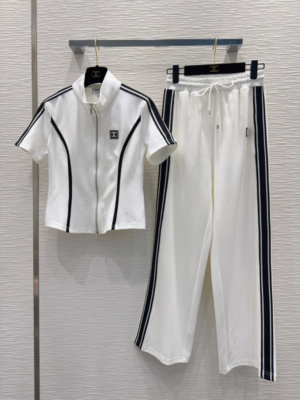 シャネル服 CHANEL 2026新作 スーツ