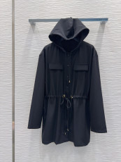 ルイヴィトン服 LOUIS VUITTON 2026新作 トレンチコート