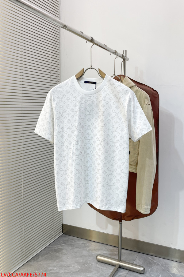 ルイヴィトン服 LOUIS VUITTON 2026新作 Tシャツ