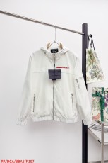 プラダ服 PRADA 2026新作 フード付きジャケット