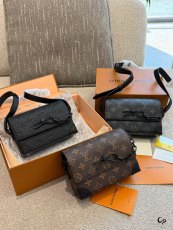 ルイヴィトンバッグ LOUIS VUITTON 2026新作 スリングバッグ