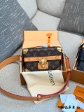 ルイヴィトンバッグ LOUIS VUITTON 2026新作 メッセンジャーバッグ