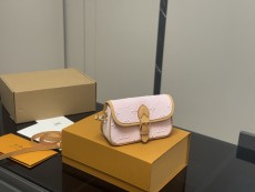 ルイヴィトンバッグ LOUIS VUITTON 2026新作 スリングバッグ