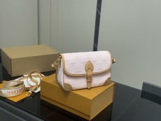 ルイヴィトンバッグ LOUIS VUITTON 2026新作 スリングバッグ