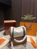 ルイヴィトンバッグ LOUIS VUITTON 2026新作 スリングバッグ