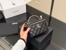 シャネルバッグ CHANEL 2026新作 スリングバッグ