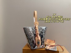 ルイヴィトンバッグ LOUIS VUITTON 2026新作 バケットバッグ