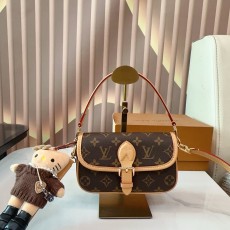 ルイヴィトンバッグ LOUIS VUITTON 2026新作 ショルダーバッグ