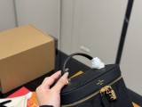 ルイヴィトンバッグ LOUIS VUITTON 2026新作 スリングバッグ