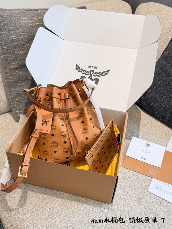 エムシーエムバッグ MCM 2026新作 バケットバッグ