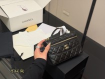シャネルバッグ CHANEL 2026新作 スリングバッグ
