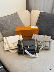 ルイヴィトンバッグ LOUIS VUITTON 2026新作 メッセンジャーバッグ