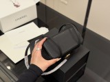 シャネルバッグ CHANEL 2026新作 スリングバッグ