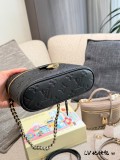 ルイヴィトンバッグ LOUIS VUITTON 2026新作 化粧ポーチ