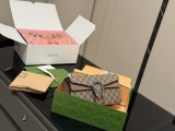 グッチバッグ GUCCI 2026新作 スリングバッグ