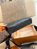ルイヴィトンバッグ LOUIS VUITTON 2026新作 洗面用具袋