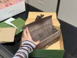 グッチバッグ GUCCI 2026新作 スリングバッグ