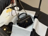 シャネルバッグ CHANEL 2026新作 スリングバッグ