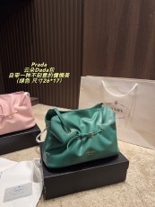 プラダバッグ PRADA 2026新作 スリングバッグ