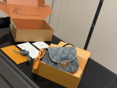 ルイヴィトンバッグ LOUIS VUITTON 2026新作 スリングバッグ