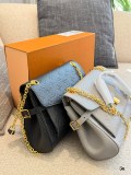 ルイヴィトンバッグ LOUIS VUITTON 2026新作 メッセンジャーバッグ