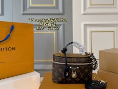 ルイヴィトンバッグ LOUIS VUITTON 2026新作 化粧ポーチ